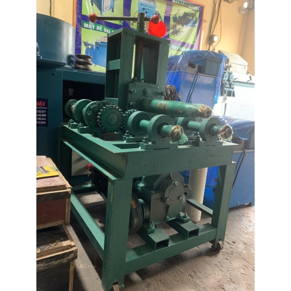 Máy uốn ống 3 trục phi 76 dang cơ
