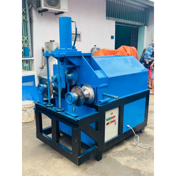 Máy uốn ống 3 trục thủy lực phi 114